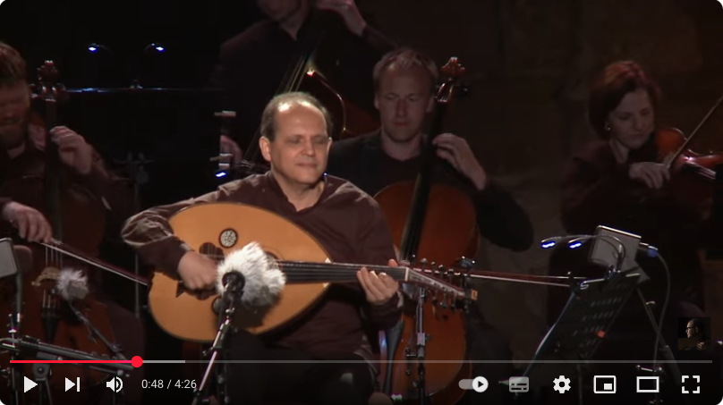 Afficher la vidéo Anouar Brahem "Halfaouine" Live in Carthage - 2014